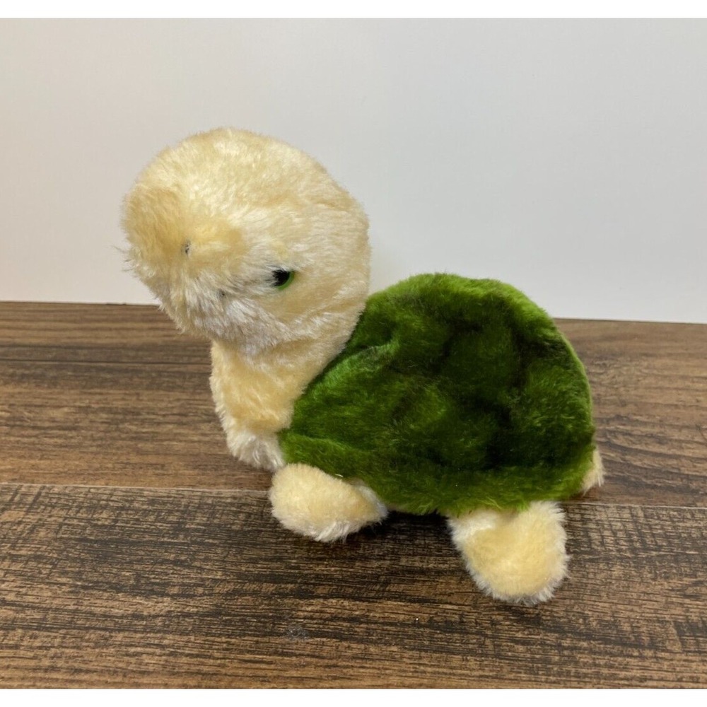 Vintage 6" Green Turtle Beanbag Stuffed Animal Toy Plush Soft Silky Dakin 1982